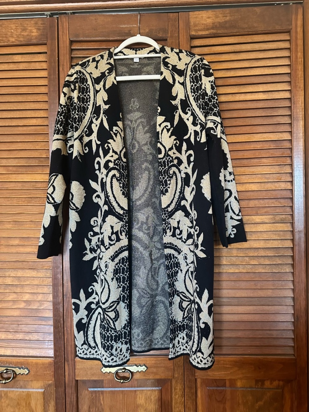 Chico's Embellished Jacquard Coatigan cardigan in black and gold size large - Picture 8 of 16